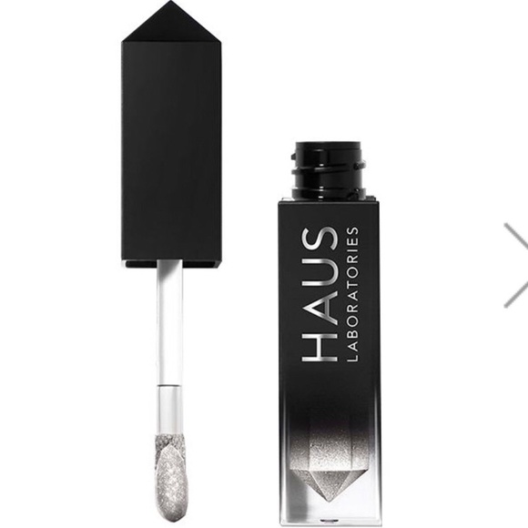 HAUS LABORATORIES Glam Attack Liquid Shimmer Powder in Flash - Picture 2 of 7